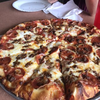 Uncle Howie's Pizza - Pizza - Pizza Near Me - Redlands, California Uncle Howie's Pizza - Pizza - Pizza Near Me - Redlands, California