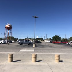 Commissary - Parking Lot