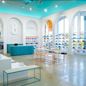 nike peace love golf shoes