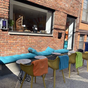 Otok Bakery - Bakeries Near Me - Hoboken, New Jersey