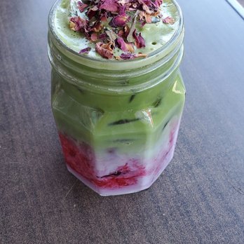 Millie's Cafe - Solo pic rose matcha - Breakfast & Brunch Near Me - Los Angeles, California Millie's Cafe - Solo pic rose matcha - Breakfast & Brunch Near Me - Los Angeles, California
