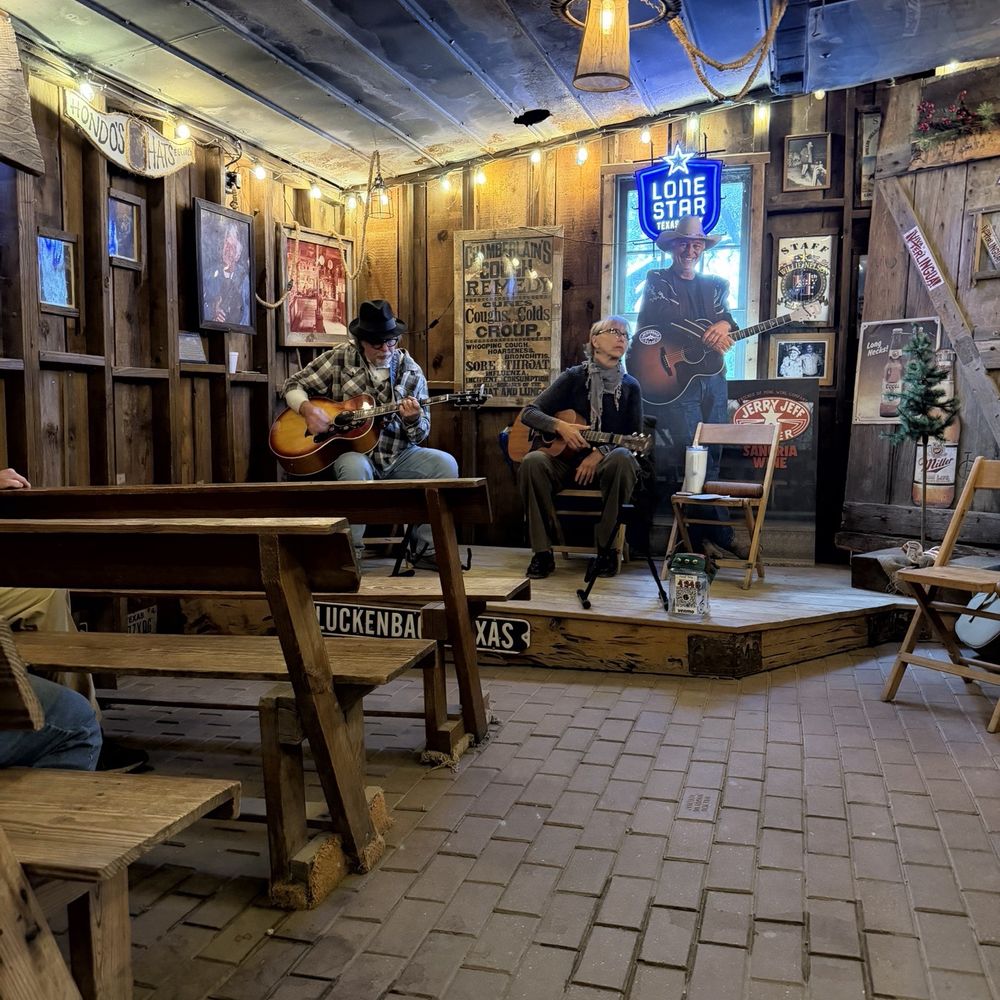 Afternoon picker's circle inside bar