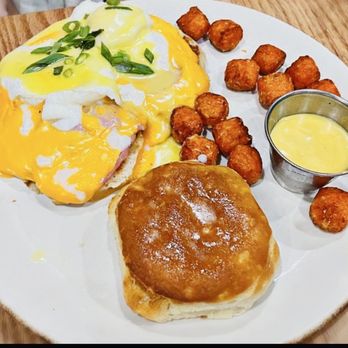 Young Cardinal Cafe - Eggs Benedict - Breakfast & Brunch Near Me - Winston-Salem, North Carolina