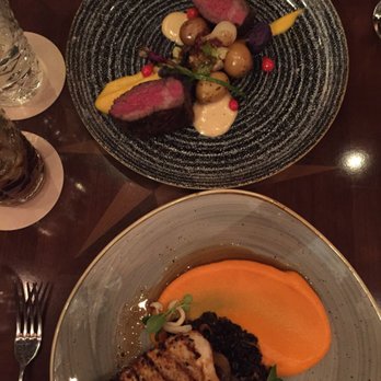 Tiffins Restaurant - New American Near Me - Lake Buena Vista, Florida