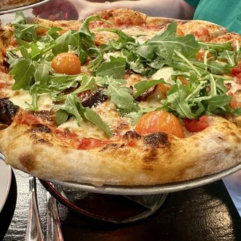 Coals Artisan Pizza - Highlands (bacon, arugula, tomatoes...delicious) - Pizza Near Me - Louisville, Kentucky Coals Artisan Pizza - Highlands (bacon, arugula, tomatoes...delicious) - Pizza Near Me - Louisville, Kentucky
