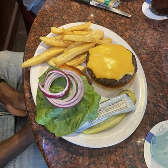 Players Restaurant Lounge - Cheeseburger with fries - Steakhouses Near Me - Warrensburg, Missouri