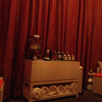 O Skin Medspa - Complimentary beverages  in the lounge area - Skin Care Near Me - Cerritos, California