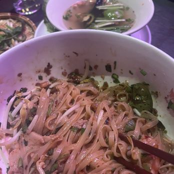 1618 Asian Fusion - HTieu Kho Pork Belly/Crispy Wonton Dry noodle style with rice sticks - Vietnamese Near Me - Austin, Texas