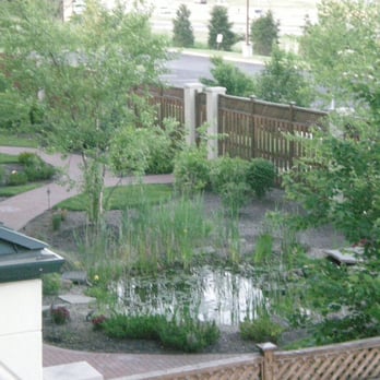 Courtyard by Marriott Akron Stow - Marriott patio. - Hotels Near Me - Stow, Ohio