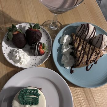 Lulu’s Chocolate Bar - Desserts Near Me - Savannah, Georgia Lulu’s Chocolate Bar - Desserts Near Me - Savannah, Georgia