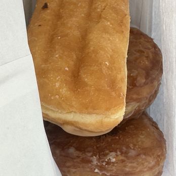 Dank Donuts - 1 Caramel Bar and 2 doughnut/croissant hybrid donuts - Coffee & Tea Near Me - Big Bear Lake, California Dank Donuts - 1 Caramel Bar and 2 doughnut/croissant hybrid donuts - Coffee & Tea Near Me - Big Bear Lake, California