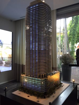 SLS LUX Brickell by null