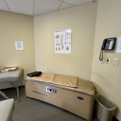 Sorrento Valley Chiropractic - Roller table