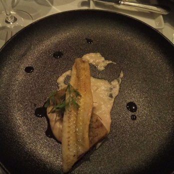 Kayla - Pejerrey con pure de Papa, biscocho de maiz y verdes - Argentine Near Me - Buenos Aires, C