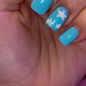 Luxer Nails Lounge - Nail Salons Near Me - Maple Grove, Minnesota