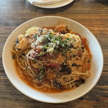 Bambino Felice - Shrimp Scampi Mediterranean - Italian Near Me - La Puente, California