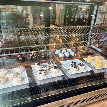 Southern Maid Donuts - Macarons - Donuts Near Me - New Braunfels, Texas Southern Maid Donuts - Macarons - Donuts Near Me - New Braunfels, Texas