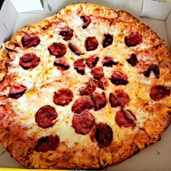Dearborn Pizza - Pepperoni pizza