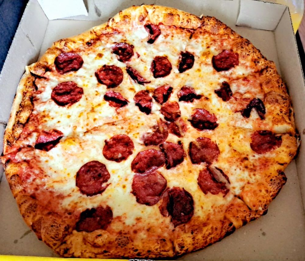 DEARBORN PIZZA Updated October 2024 75 Photos & 59 Reviews 14406