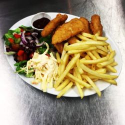 Thyme Out - Chicken fillets and fries with sweet chilli sauce
