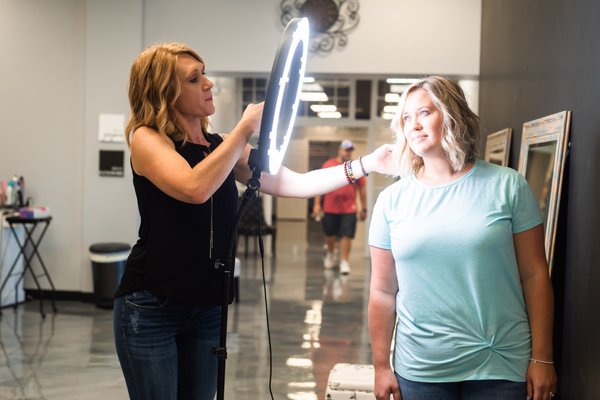 Bombshell Culture Salon And Spa 28 Photos Hair Salons 1561