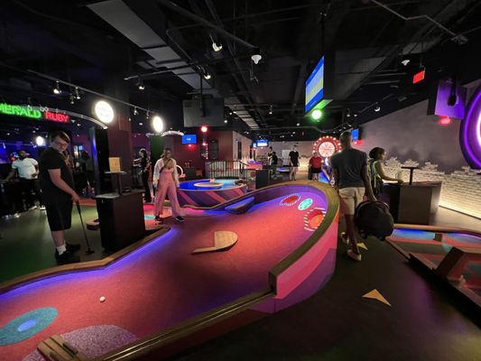 Puttshack - Atlanta - Dunwoody by null