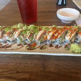 Seared Toro roll with fresh crab, avocado, masago, green onions , unagi sauce, sesame seeds. Delish! Seared Toro roll with fresh crab, avocado, masago, green onions , unagi sauce, sesame seeds. Delish!