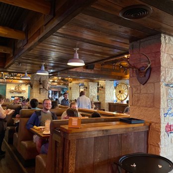 Saltgrass Steak House - diners and dining area - Steakhouses Near Me - Amarillo, Texas Saltgrass Steak House - diners and dining area - Steakhouses Near Me - Amarillo, Texas
