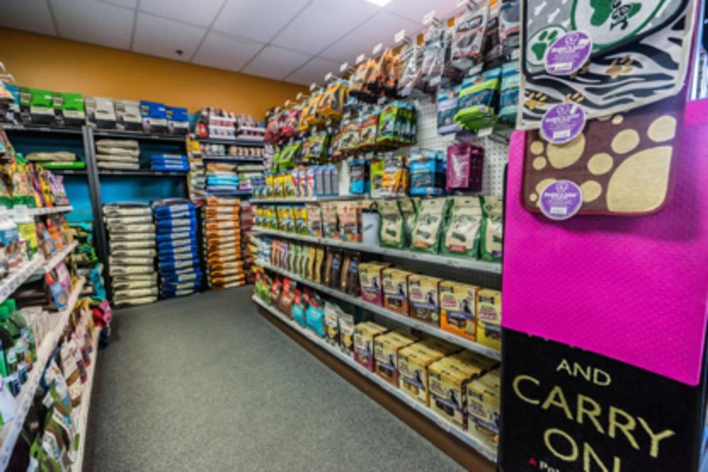CROOKED WHISKER PET SUPPLY Updated October 2024 4100 Borden Drive