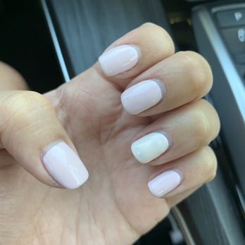 Pearl Nails - My gel mani after a week and half! Still going strong - Nail Salons Near Me - Rosemead, California Pearl Nails - My gel mani after a week and half! Still going strong - Nail Salons Near Me - Rosemead, California