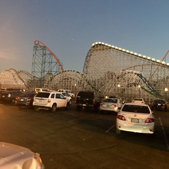 Twisted Colossus - During ERT, we were able to ride this 8 times in an hour.  So much fun!! - Amusement Parks Near Me - Valencia, California