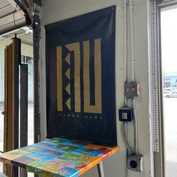 Inu Island Ales - Inside - Breweries Near Me - Kaneohe, Hawaii Inu Island Ales - Inside - Breweries Near Me - Kaneohe, Hawaii