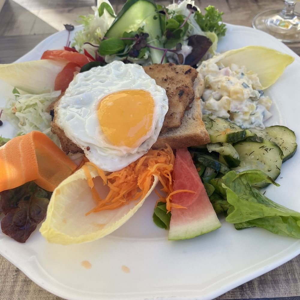 THE BEST 10 GERMAN RESTAURANTS near LILIENSTRASSE 30, 45772