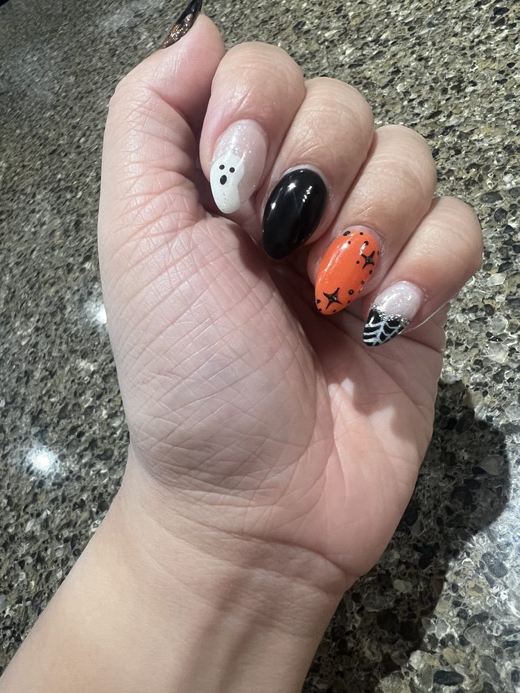 Sweet Paradise Spa & Salon Image