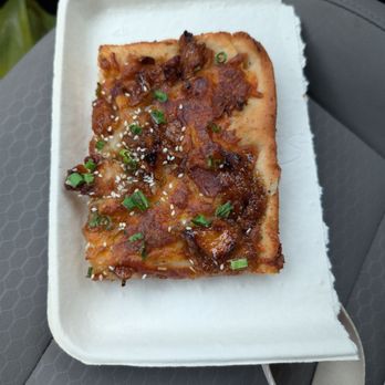 Favorite's Pizzeria - Honey BBQ slice - Pizza Near Me - Lewiston, New York Favorite's Pizzeria - Honey BBQ slice - Pizza Near Me - Lewiston, New York