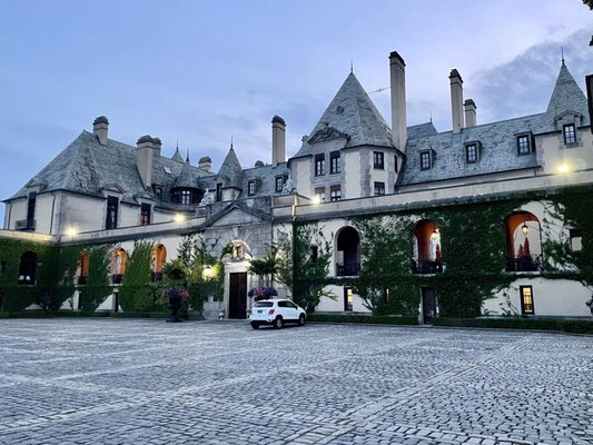Oheka Castle by null