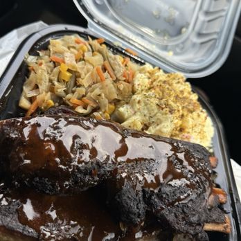 Island Paradise Takeout - Jerk Ribs Plate - Food Trucks Near Me - Memphis, Tennessee Island Paradise Takeout - Jerk Ribs Plate - Food Trucks Near Me - Memphis, Tennessee