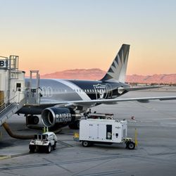 Harry Reid International Airport - Terminal 1 - Headed back to the south