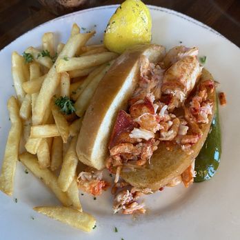 Bluewater Grill - Lobster roll - Seafood Near Me - Avalon, California Bluewater Grill - Lobster roll - Seafood Near Me - Avalon, California