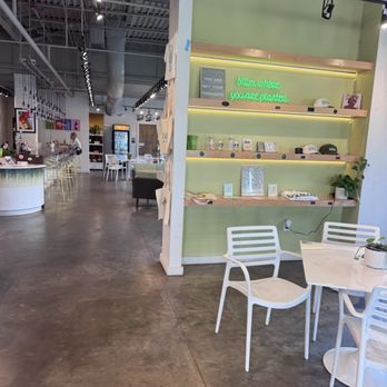 Blūm - Coffee & Tea Near Me - Charleston, South Carolina Blūm - Coffee & Tea Near Me - Charleston, South Carolina