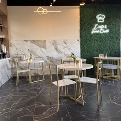 L Cafe & Food Court - Is nicely decorated very cute vibe!