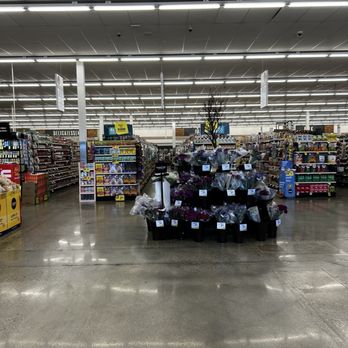 Albertsons - Grocery Near Me - Tehachapi, California