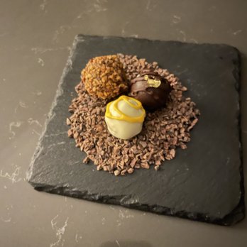 The Ritz-Carlton, Toronto - Some delicious chocolates as a welcome gift. - Hotels Near Me - Toronto, Ontario