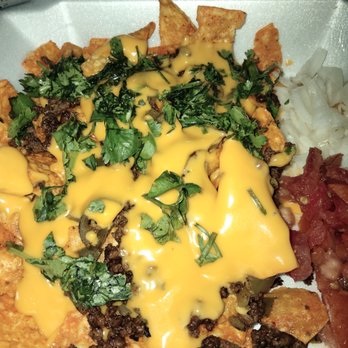 Erk and Jerk - a plate of nachos - Fast Food Near Me - Houston, Texas Erk and Jerk - a plate of nachos - Fast Food Near Me - Houston, Texas