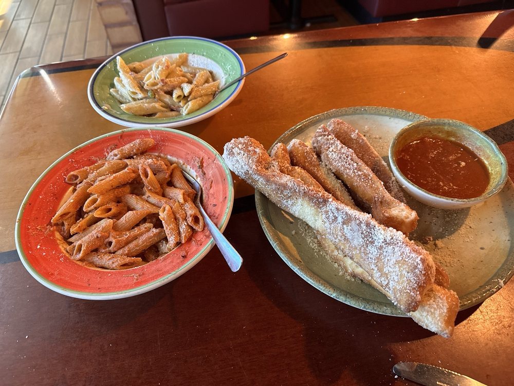 Food from Rotelli Pizza and Pasta