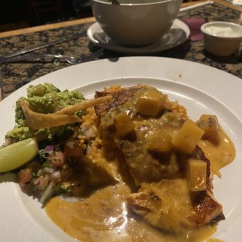 Yerbabuena - Mexican Near Me - Lisle, Illinois