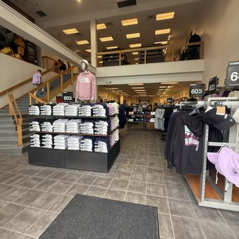 The North Face Freeport Outlet - Outdoor Gear Near Me - Freeport, Maine The North Face Freeport Outlet - Outdoor Gear Near Me - Freeport, Maine