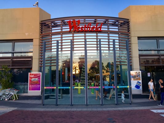 Westfield Carousel by null