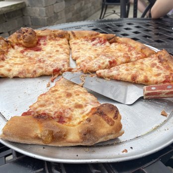 Severina - Perfect bubbly crust - Pizza Near Me - Pittsburgh, Pennsylvania Severina - Perfect bubbly crust - Pizza Near Me - Pittsburgh, Pennsylvania