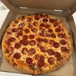 Fire Stone Grill and Pizza - Pepperoni pizza extra crispy